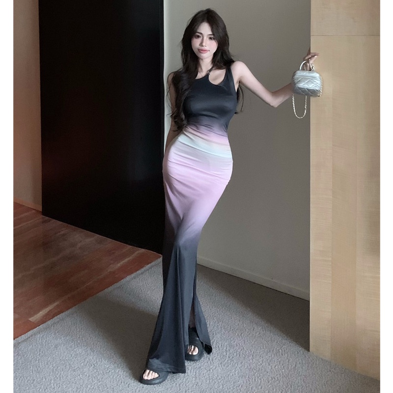 Đầm maxi Xẻ Tà Màu Gradient Sang Trọng