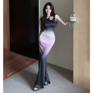 Đầm maxi Xẻ Tà Màu Gradient Sang Trọng