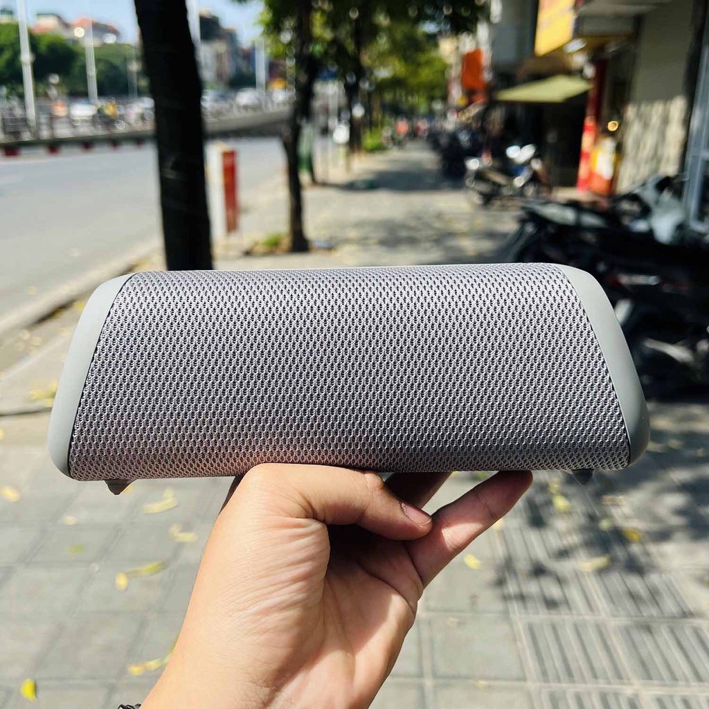 Loa bluetooth LG Xboom Go XG5Q công suất 20W pin nghe nhạc 18h