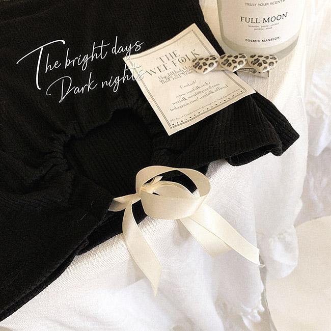 Ren top. Bubble sleeve t-shirt