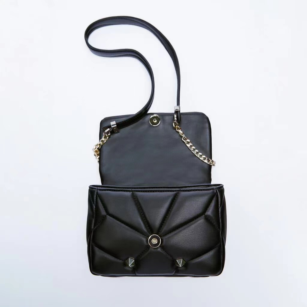 ZARA Túi Đeo Chéo Đính Đinh Tán Thời Trang Cho Nữ