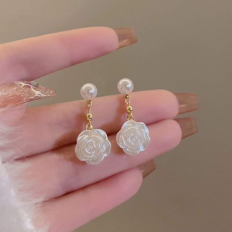 Khuyên Tai Đính Đá zircon Mẫu Mới 2023 Thời Trang Cho Nữ