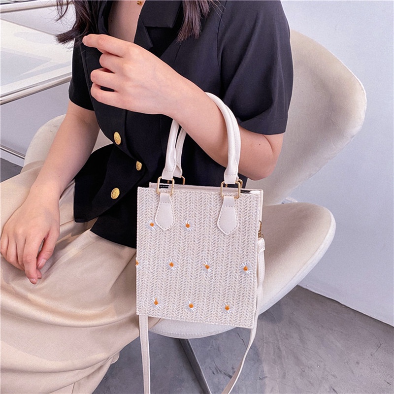 Túi cói Bằng Rơm Đính Ngọc Trai Thời Trang Dành Cho Nữ