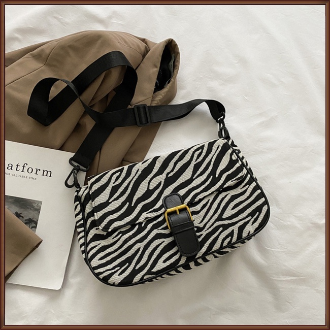 Túi Đeo Vai Đa Năng Có Khóa Kéo In Họa Tiết Kẻ Sọc Thời Trang Cho Nữ