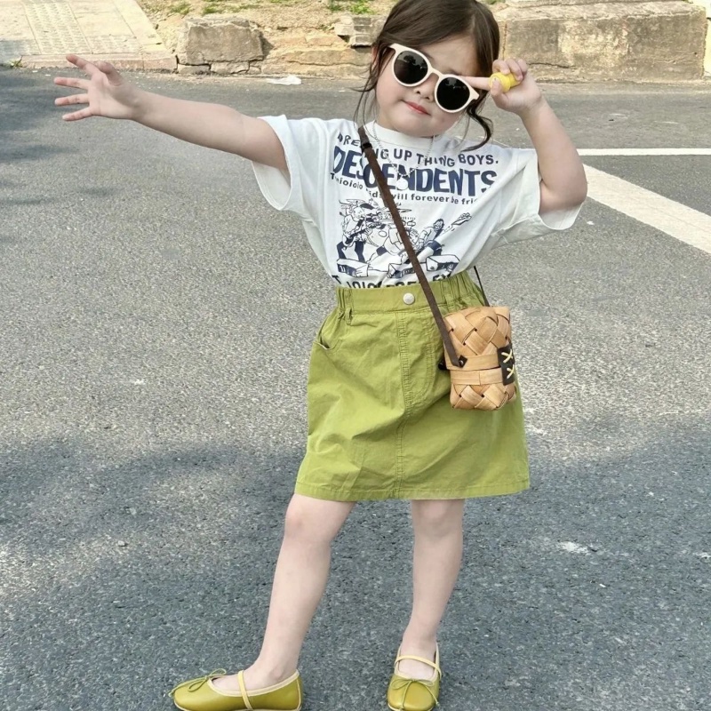 Set Áo Thun Ngắn Tay + Chân Váy In Họa Tiết Phong Cách Hàn Quốc Thời Trang Mùa Hè Cho Bé Gái