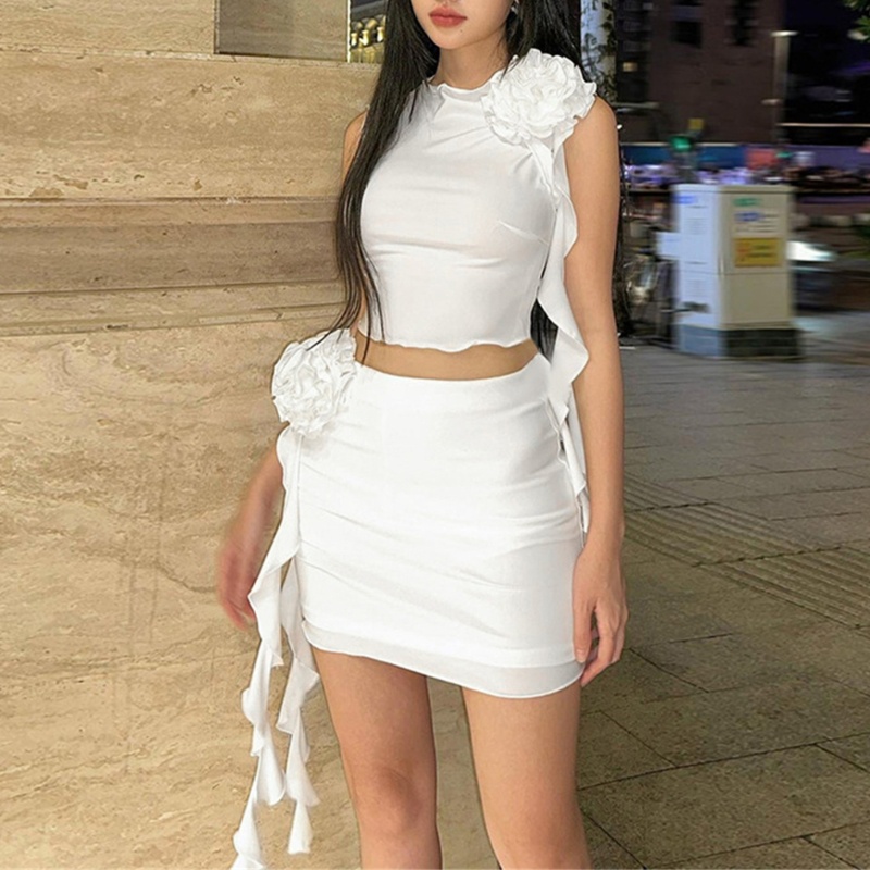 Bộ Áo Tank Top Hai Mảnh Họa Tiết Hoa + Chân Váy Ngắn Lưng Cao Ôm Dáng Thời Trang Mùa Hè Dễ Thương Cho Nữ