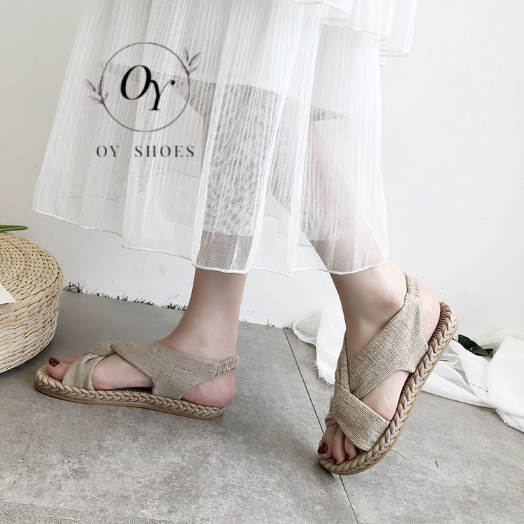 Giày Sandal Rơm Đan Dây Chéo Đế Phẳng Phong Cách Mới Mùa Hè 2023 Cho Nữ