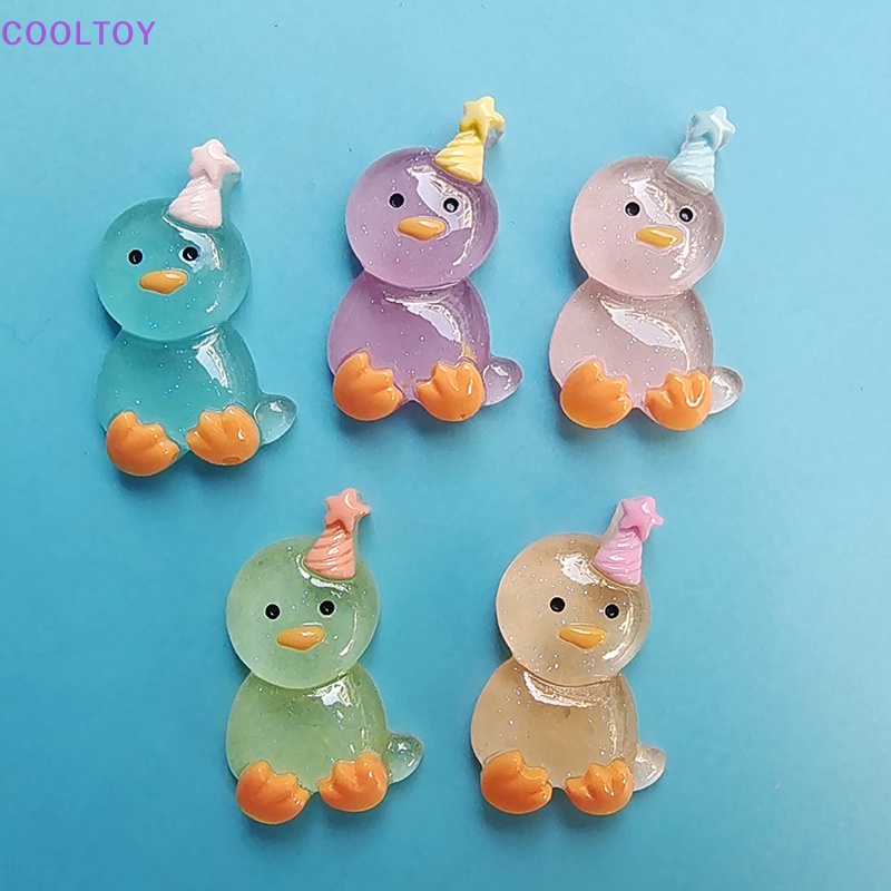 Set 1 / 5 Phụ Kiện Trang Trí Điện Thoại Hình Gà Con Bằng Nhựa Phát Quang Độc Đáo