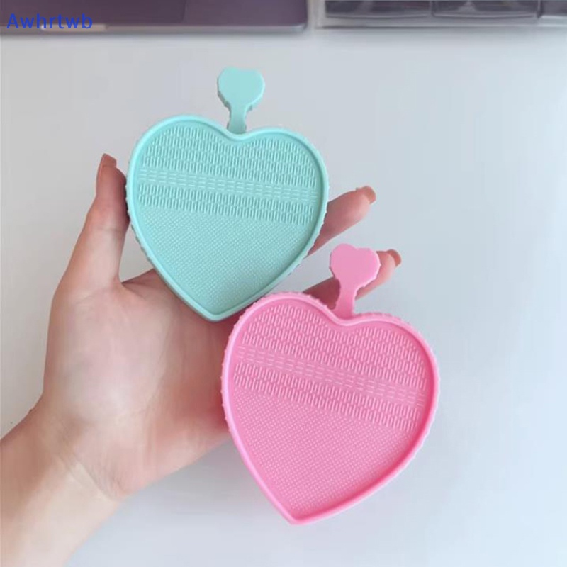 Dụng Cụ Vệ Sinh Cọ Trang Điểm Tiện Lợi Mới