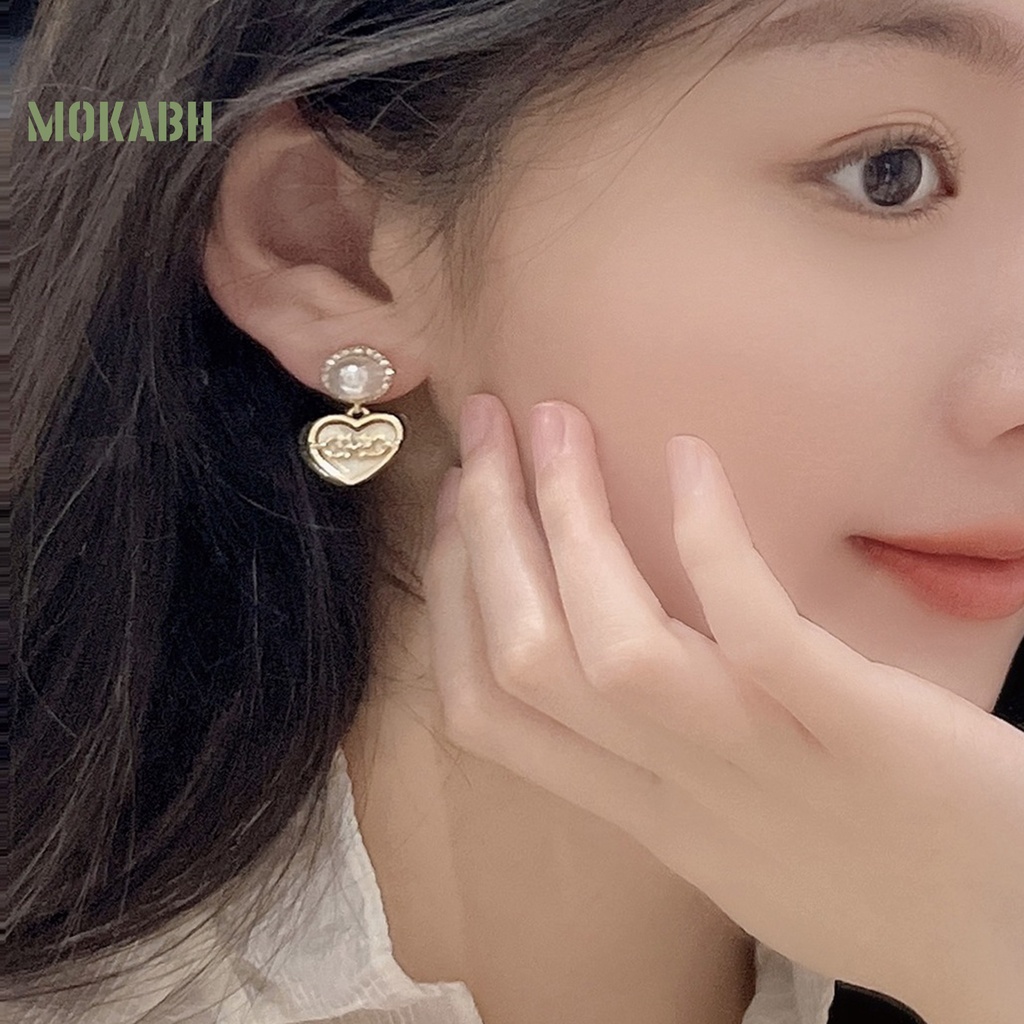 1 Đôi Bông Tai Hình Trái Tim Đính Đá Sang Trọng Dành Cho Nữ