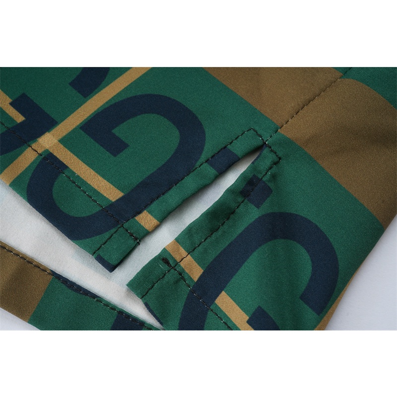 Áo Thun Tay Ngắn G8U8C &amp; - 23 Thời Trang Đường Phố Cổ Điển