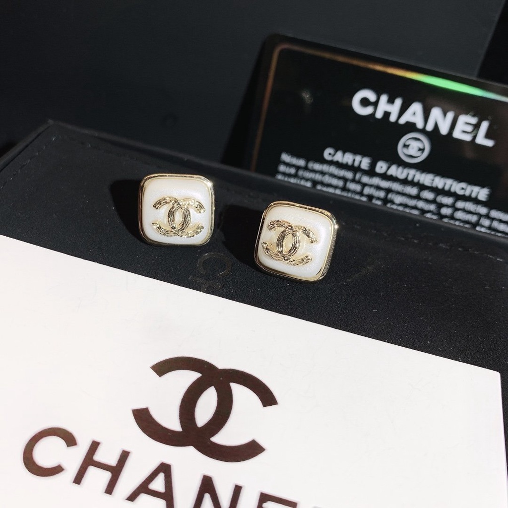 Bông Tai Bằng Thép Titan Chống Thấm Nước Không Gỉ In Logo Thời Trang Cho Nữ