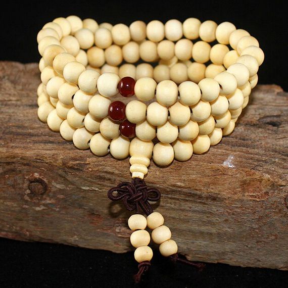 Chuỗi 108 Hạt Gỗ Đàn Hương Tự Nhiên 8mm