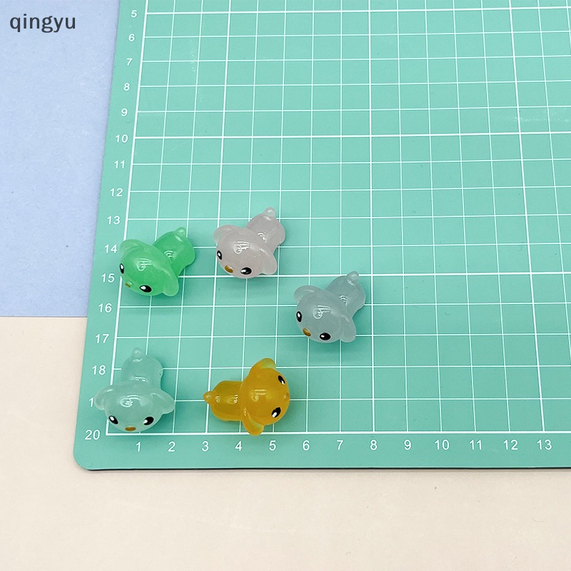 Bộ 2 Mô Hình Chú Chó Hoạt Hình Dạ Quang Trang Trí Xe Hơi