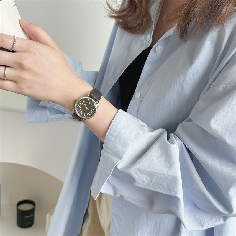 Đồng Hồ Đeo Tay Kiểu Dáng Đơn Giản Thời Trang Dành Cho Cả Nam Và Nữ