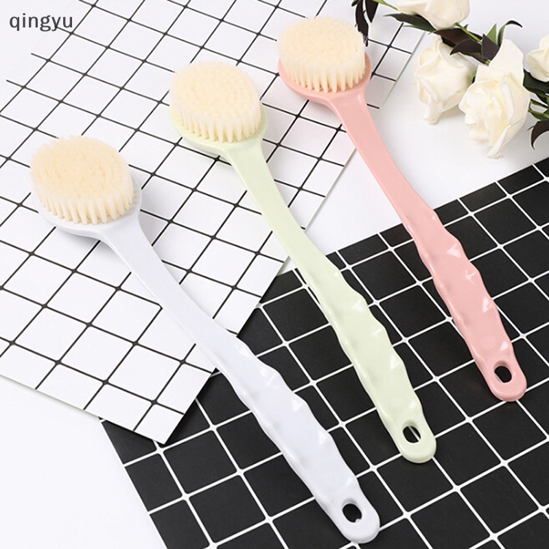 1 Bàn Chải Chà Lưng Tẩy Tế Bào Chết Cán Dài Tiện Dụng