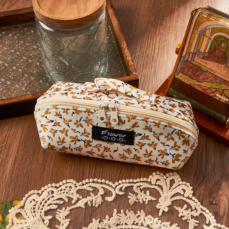 Túi đựng bút Vintage Flower Pencil Case Hone vải nhung mịn