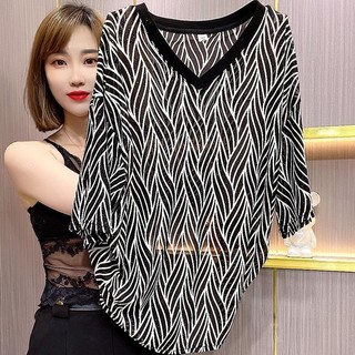 [Plus Size] (45-150kg) Áo Thun Nữ Ngắn Tay Cổ Chữ V Dáng Rộng Vintage