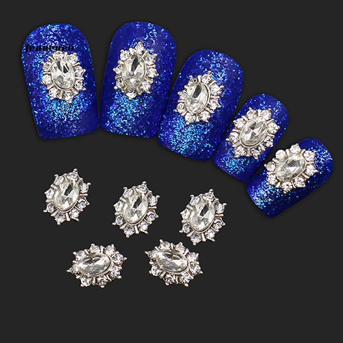 Set 10 Miếng Dán Trang Trí Móng Tay Nghệ Thuật Bằng Hợp Kim Phối Đá Nhân Tạo Thời Trang Dành Cho Nữ