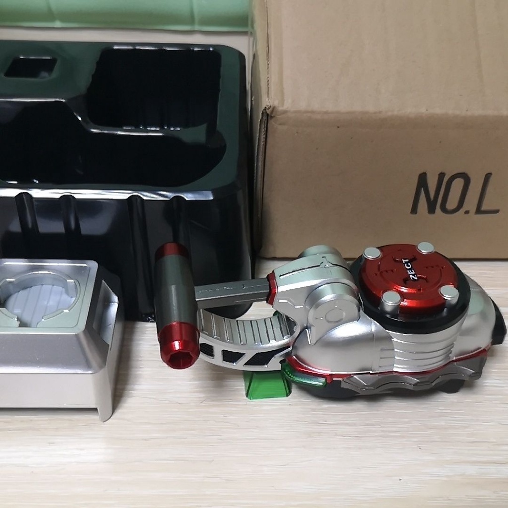 Dây Đai Cơ Thể Con Ong Bằng Thép Màu Đen csm Hyperworm