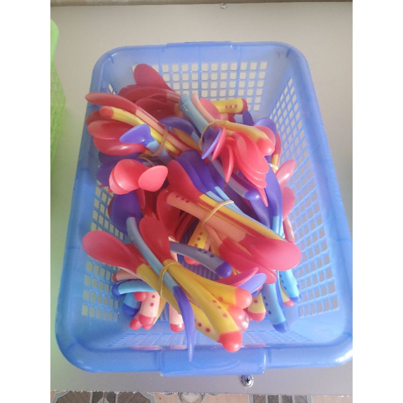 Thìa báo nóng silicon