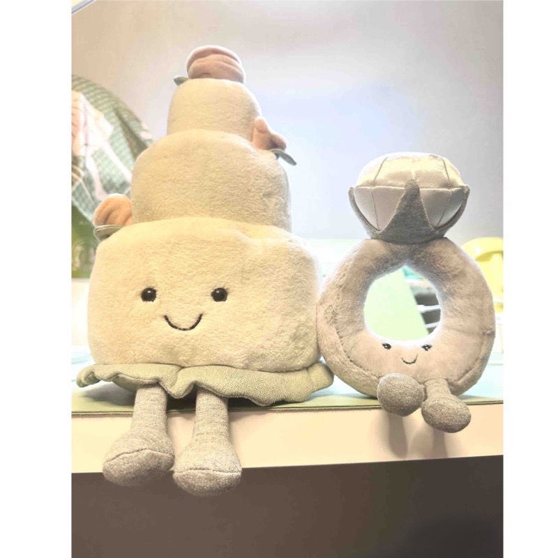 Nhẫn Đeo Tay Hình Bánh Kem Đính Kim Cương Giả Dễ Thương