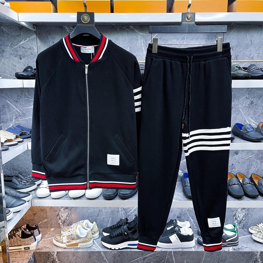Bộ quần áo kết hợp áo khoác khóa kéo phối sọc ngang nổi bật kèm jogger phong cách stylemarven set nam 90000143