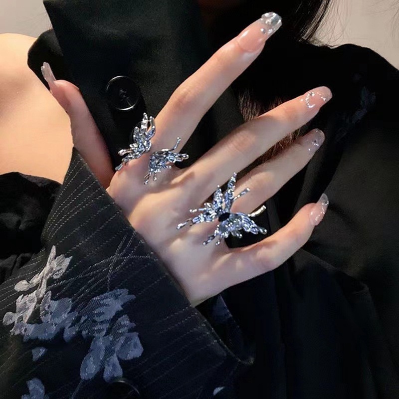 Fancy Nhẫn Dạng Lỏng Hình Bướm Bằng Kim Loại Không Đối Xứng Phong Cách Gothic Punk Cá Tính Cho Nữ