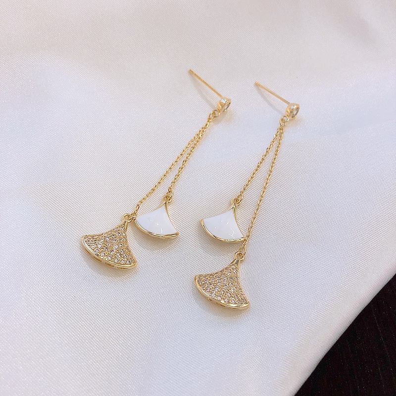 Bông Tai Thiết Kế Phong Cách Retro Cá Tính