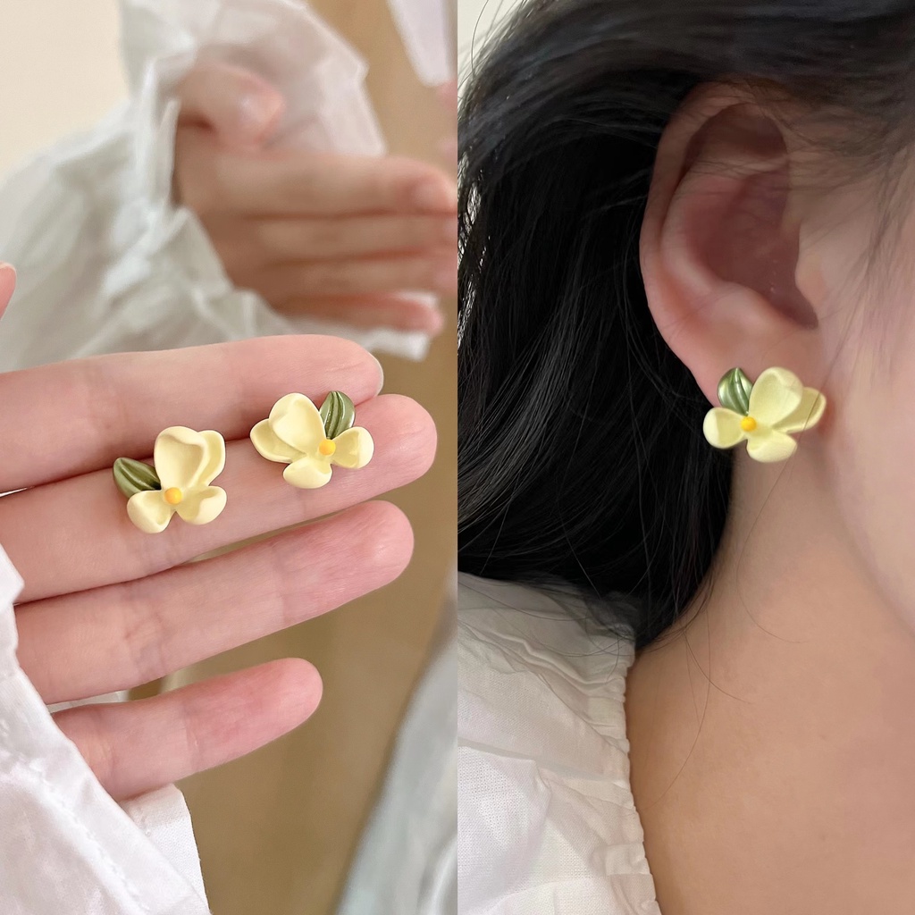 Khuyên Tai Hình Hoa Thời Trang Hàn Quốc Cho Nữ