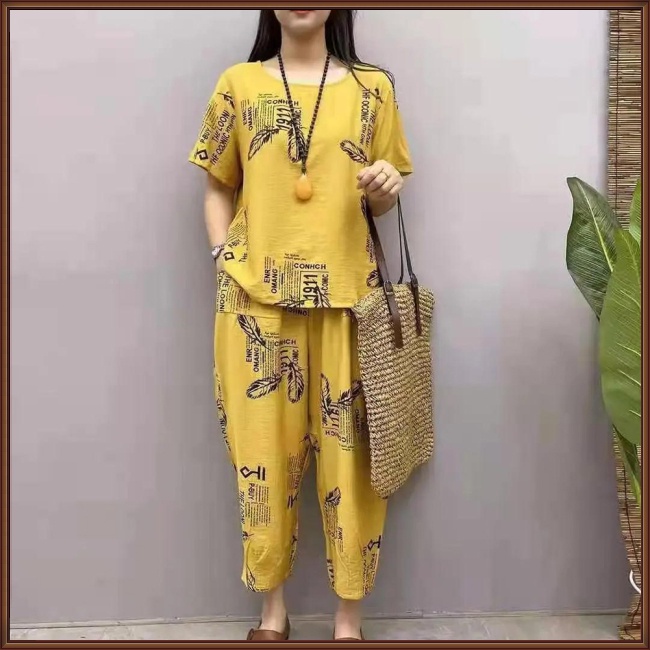 Bộ Trang Phục 2 Mảnh Gồm Áo Tay Ngắn Dáng Rộng In Họa Tiết Thời Trang + Quần Cho Nữ