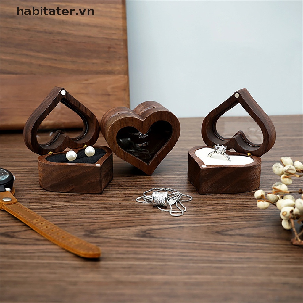 Hộp Đựng Nhẫn Hình Trái Tim Bằng Gỗ Óc Chó