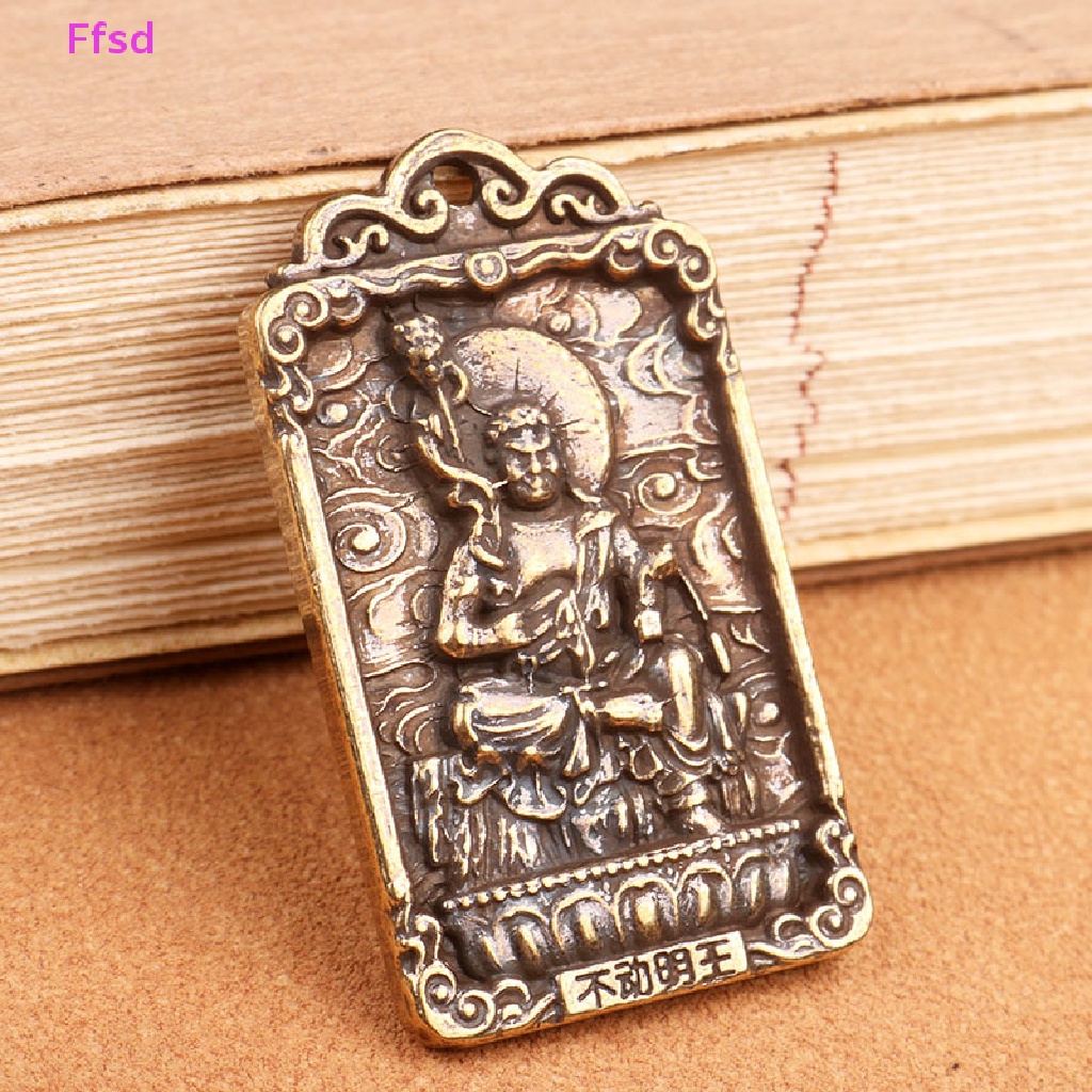 1 Mặt Dây Chuyền / Móc Khóa Xe Hơi Bằng Đồng Thau Bảo Vệ Hòa Bình