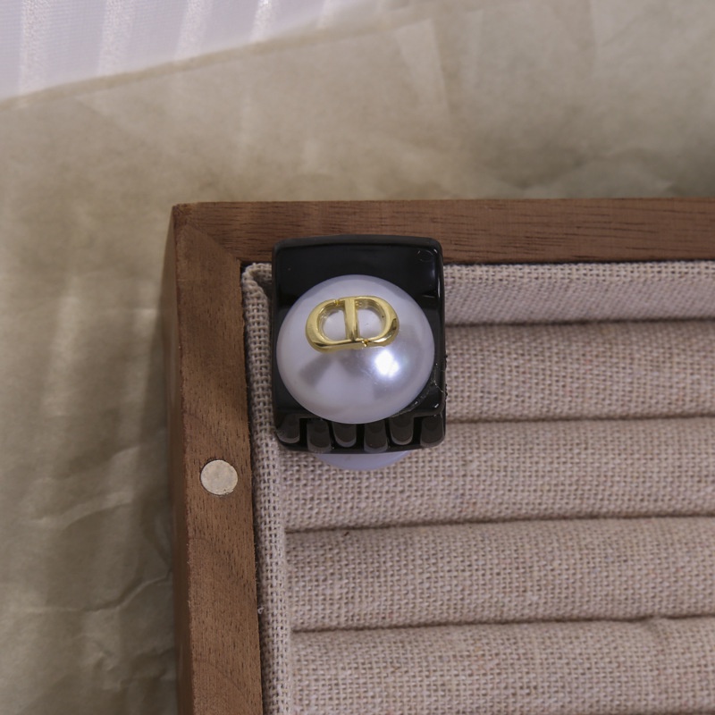 Kẹp Tóc Đính Ngọc Trai Nhân Tạo Phong Cách Retro 2023