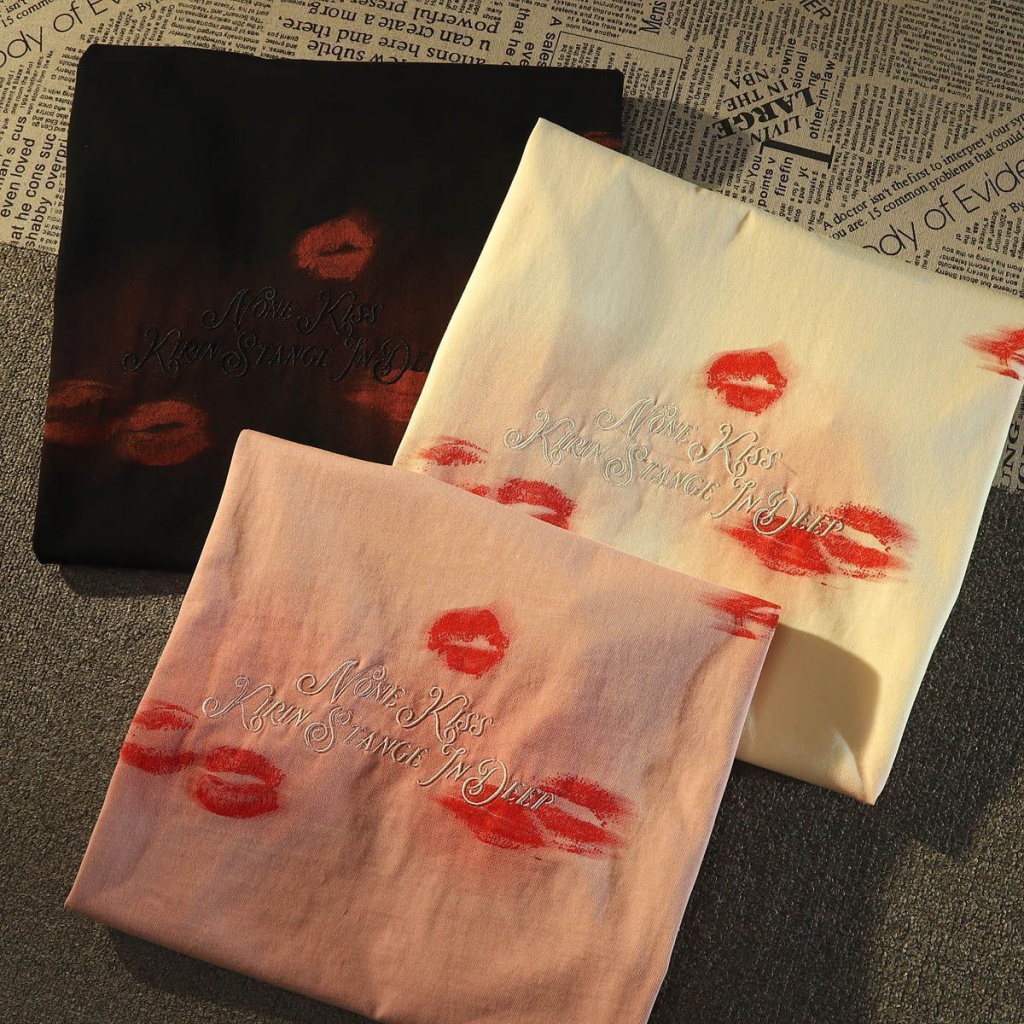 Áo Thun Ngắn Tay Dáng Rộng In Hình Đôi Môi Thời Trang Mùa Hè Dành Cho Nữ