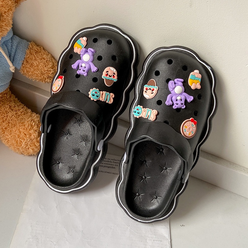 Dép Sandal Đế Mềm Dày Đục Lỗ Họa Tiết Hoạt Hình Thời Trang Mùa Hè Cho Nữ