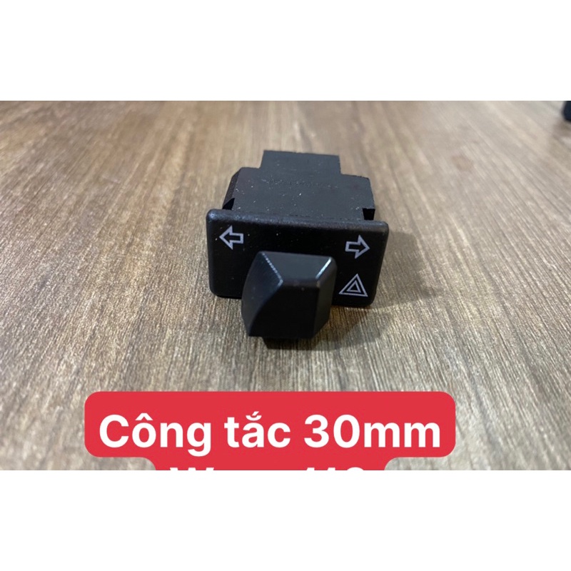 Công Tắc Hazard 30mm Winner/X/V3 / Wave 110/vision Gắn Zin Không Cần Thêm Mạch