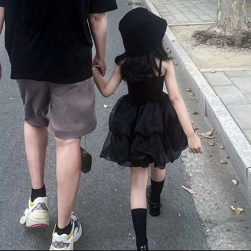 Váy Đen 2 Dây Xòe Bồng 2 Tầng Xinh Đẹp Dành Cho Bé Gái 8-18kg