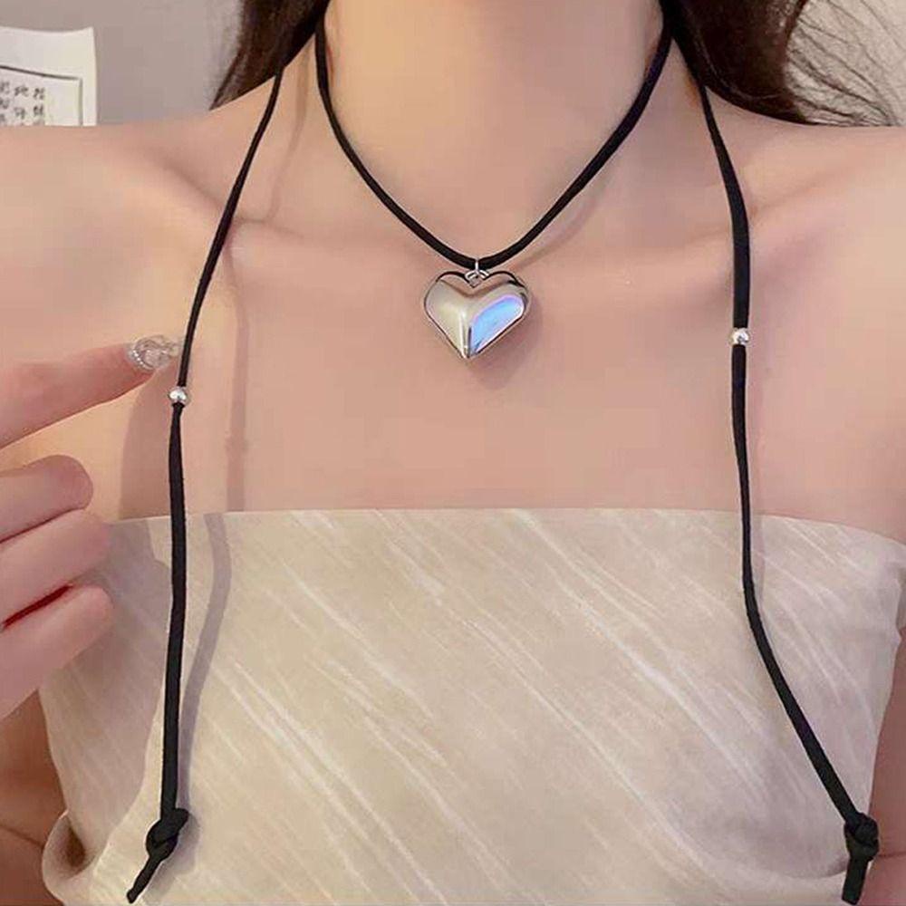 Vòng Cổ Choker Y2k Mặt Hình Trái Tim Lớn Bằng Kim Loại Thời Trang Cho Nữ