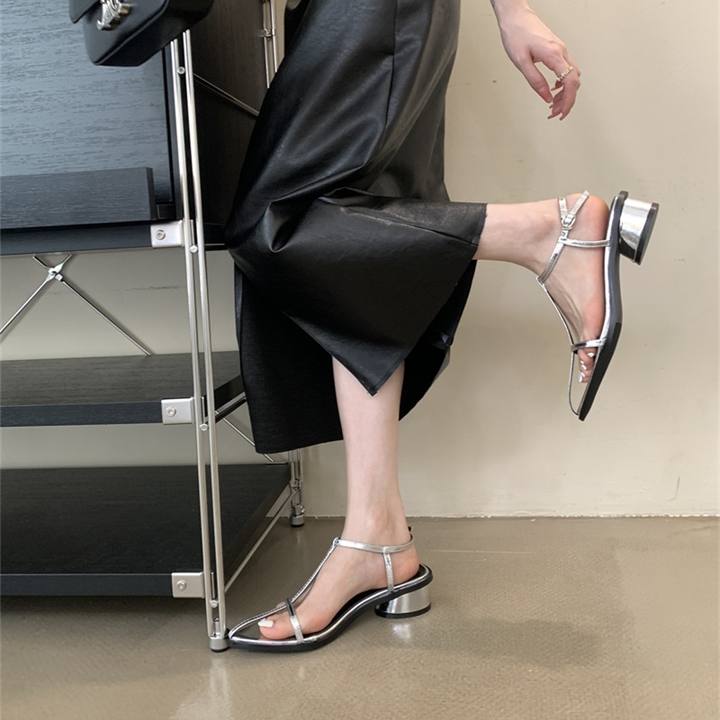 Sandal Mũi Nhọn Gót Thấp Thiết Kế Mới Thời Trang Dành Cho 2023
