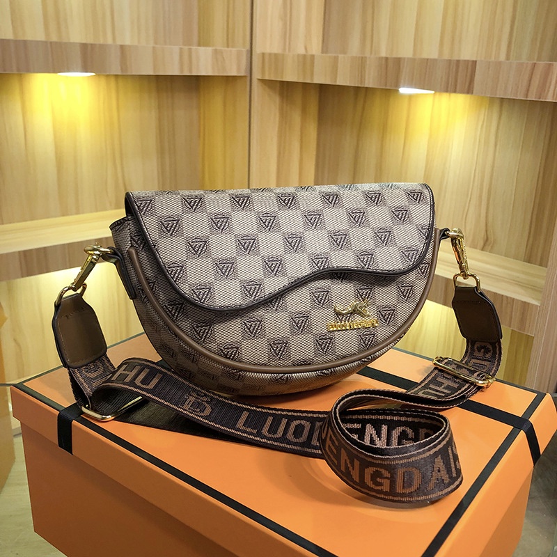 Túi Xách Đeo Vai Kiểu Yên Ngựa In Họa Tiết Cổ Điển Thời Trang Cho Nữ