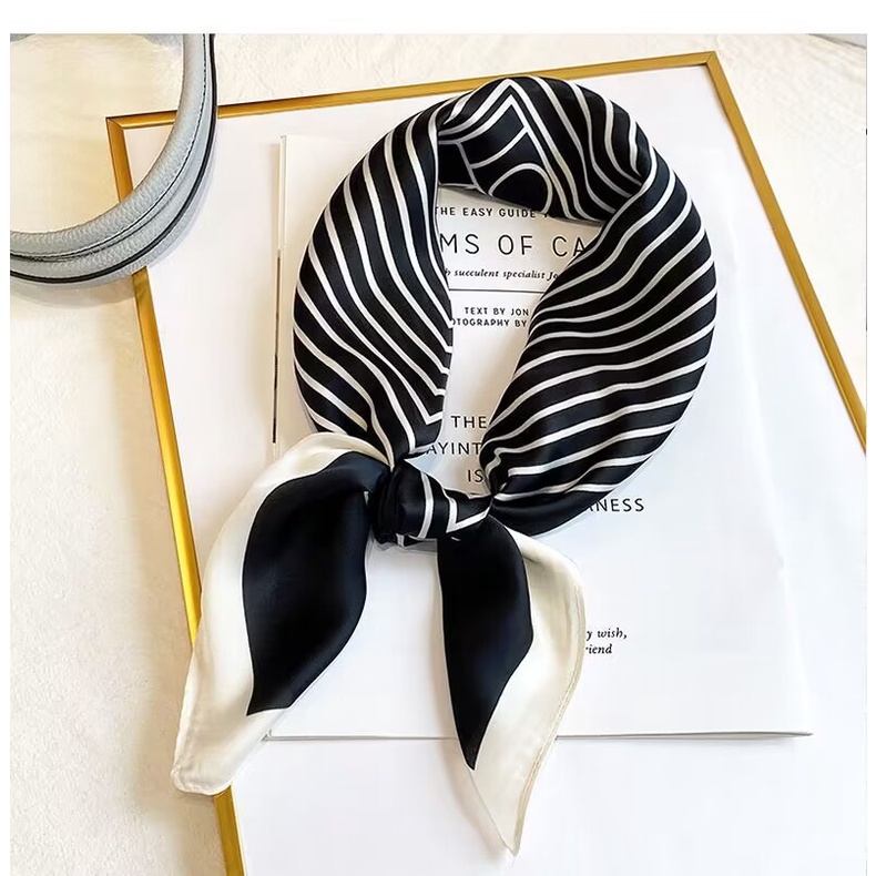 Khăn Lụa Satin Vuông 70x70cm Làm Phụ Kiện Trang Điểm Đa Năng