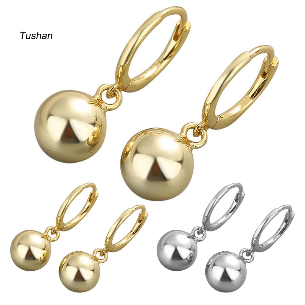 1 Đôi Bông Tai Dạng Vòng Màu Trơn Khối Lượng Nhẹ Dành Cho Nữ