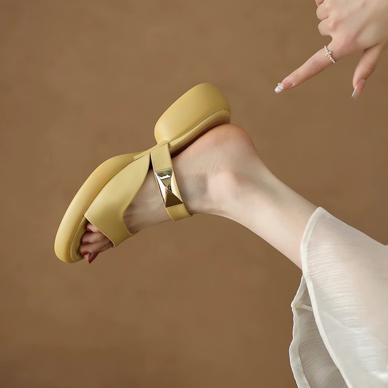 Duoya Factory Thẳng Tóc ~ [Hàng Có Sẵn] Dép Sandal Đế Phẳng Nhẹ Nhàng Có Dây Quai Mềm Mại Cho Nữ Miễn Phí Vận Chuyển