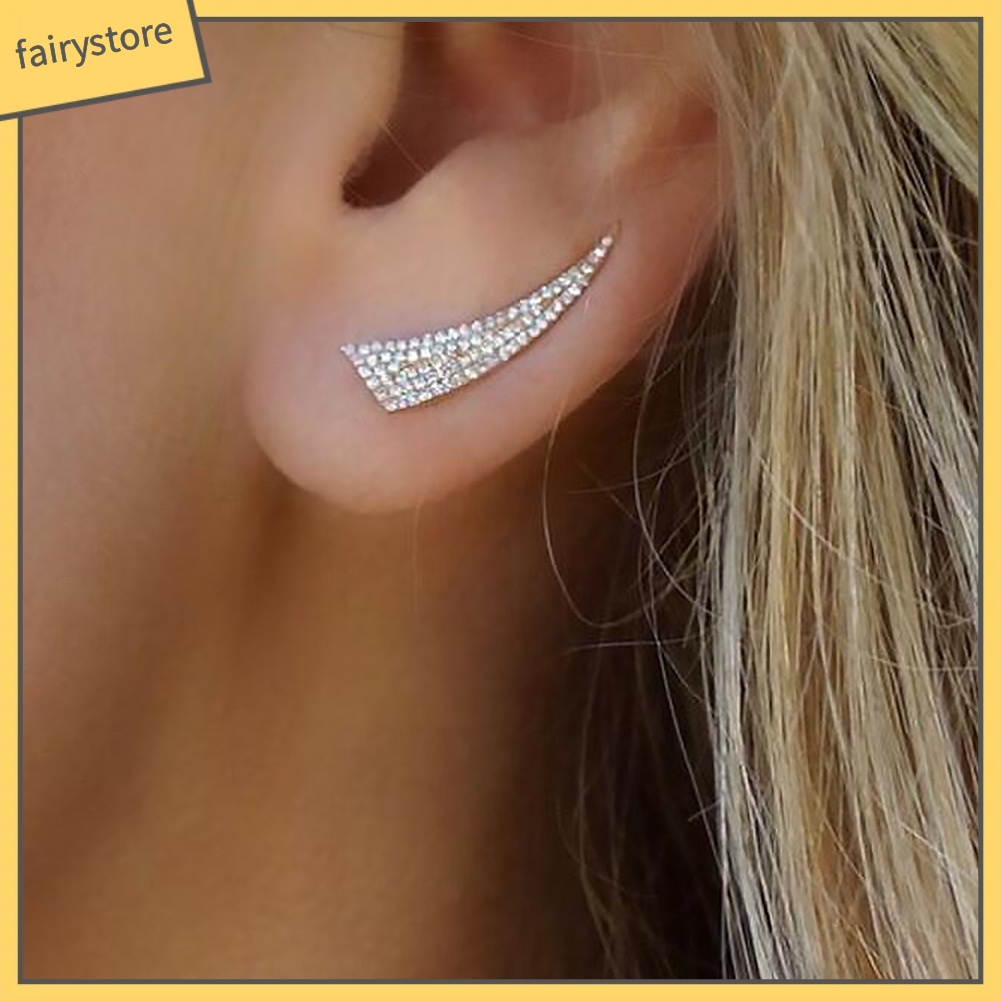 Bông Tai Hình Tam Giác Đính Đá Lấp Lánh Toàn Diện Cho Nữ