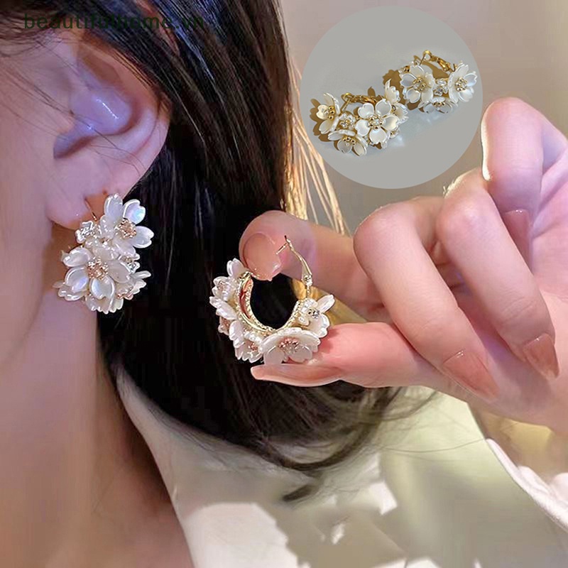 1 Đôi Bông Tai Hình Hoa Tinh Tế Đơn Giản Thời Trang Cho Nữ