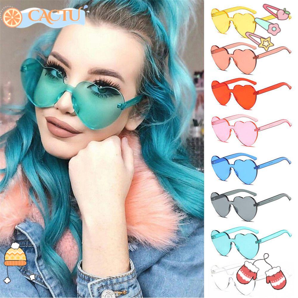 Kính Mát Gọng Trái Tim Trong Suốt Phong Cách Retro