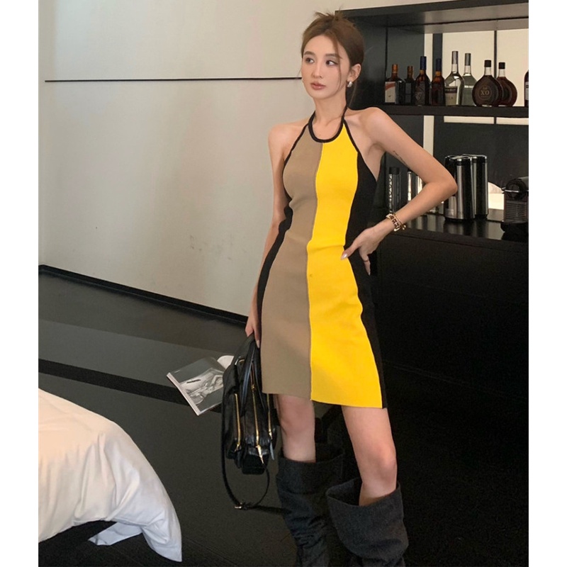 Đầm Dệt Kim Hai Dây Màu Sắc Thời Trang Trẻ Trung