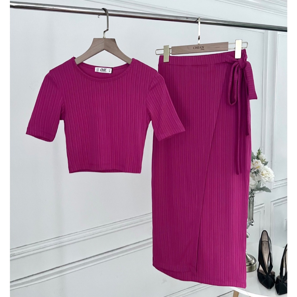 Set thun tăm tôn dáng sang chảnh ôm body tuyệt đẹp 2317