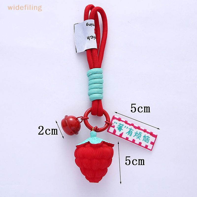 Móc Khóa Xe Hơi Bằng Nhựa Resin Mặt Hình Quả Dâu Dễ Thương Sáng Tạo Thích Hợp Làm Quà Tặng Cho Cặp Đôi